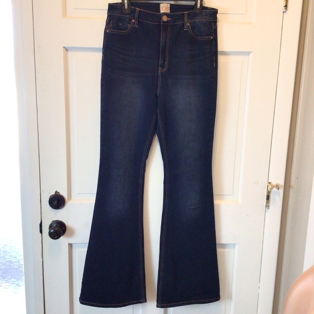 EUC GB Juniors Dark Wash High Rise Stretch Flared Leg Jeans Size 13
